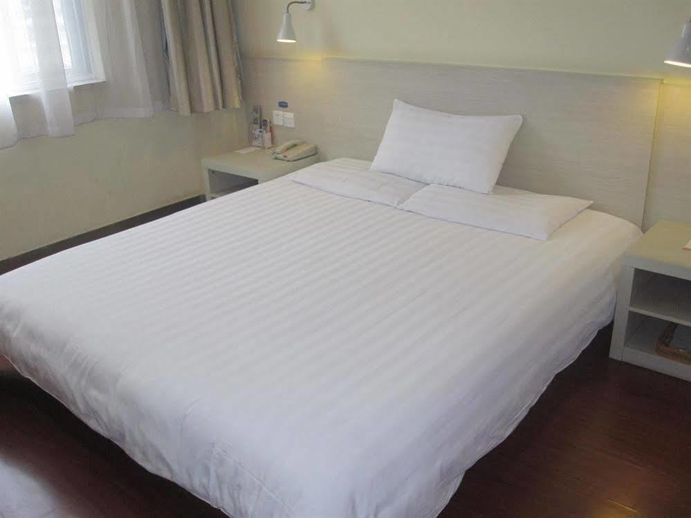Hanting Hotel Fuzhou Wuyi Square المظهر الخارجي الصورة